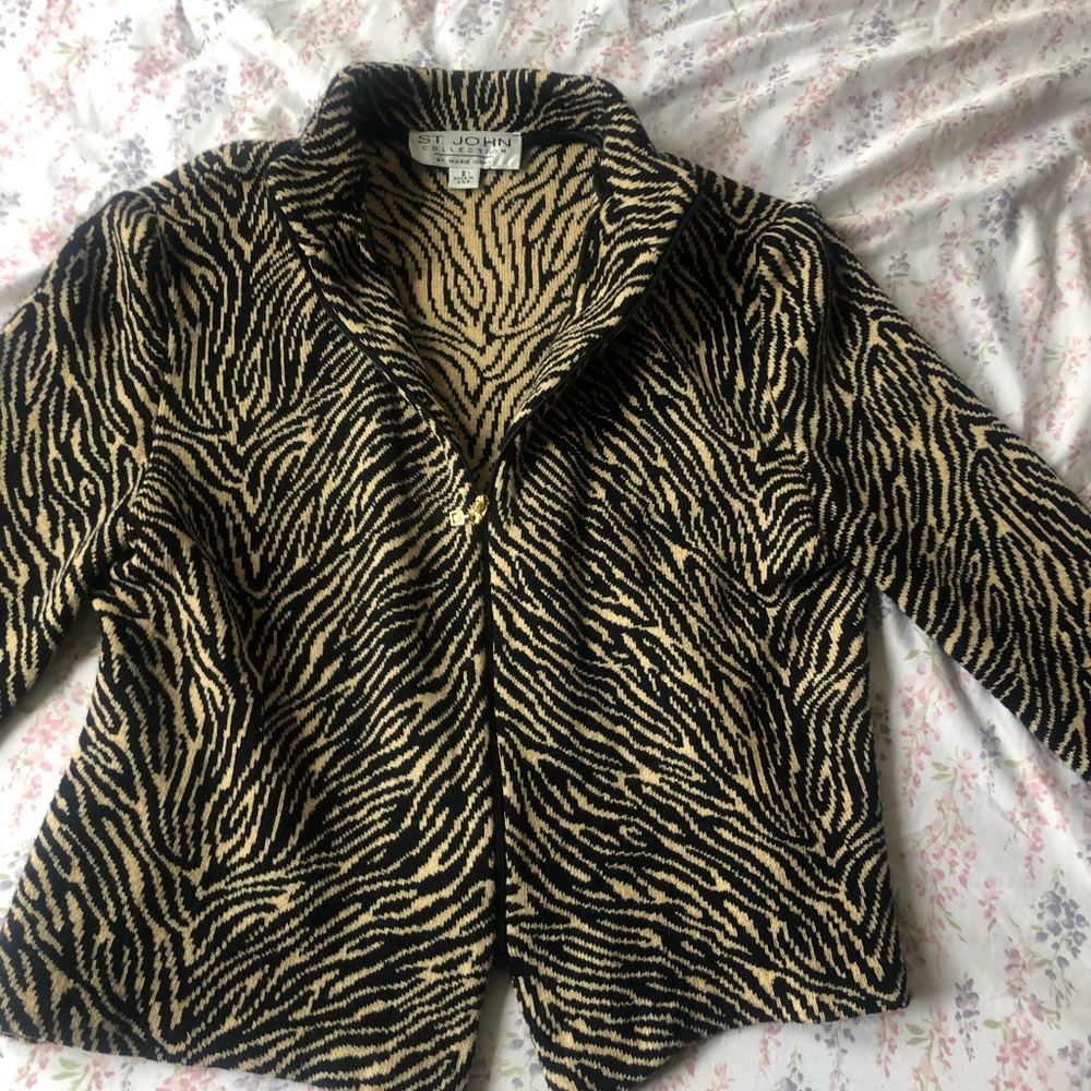 St. John zip up sweater